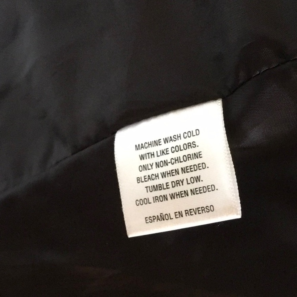 Vest - Picture 6 of 7